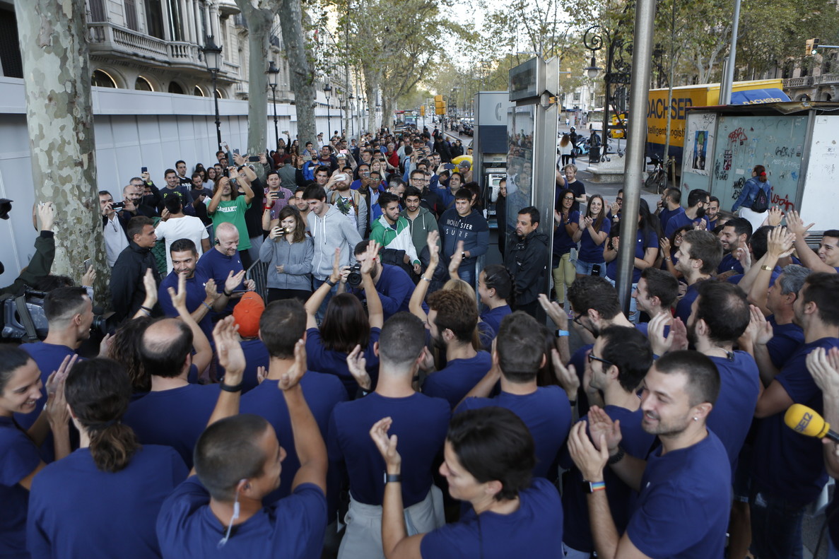 El iPhone 7 sale a la venta en España con algunos modelos agotados